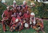 de percussie en dansgroep La Troupe Saaba